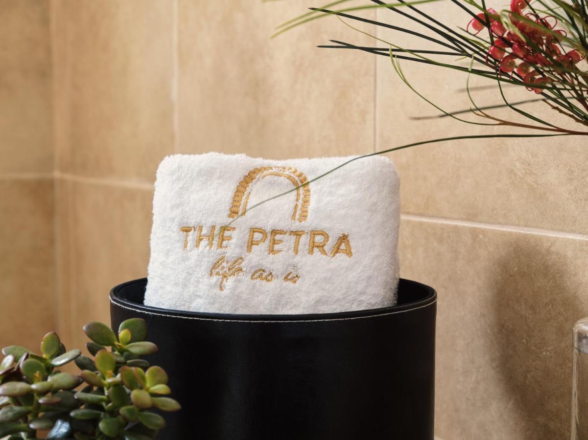 The Petra, Small Luxury Hotels Of The World Grikos Bay  ภายนอก รูปภาพ